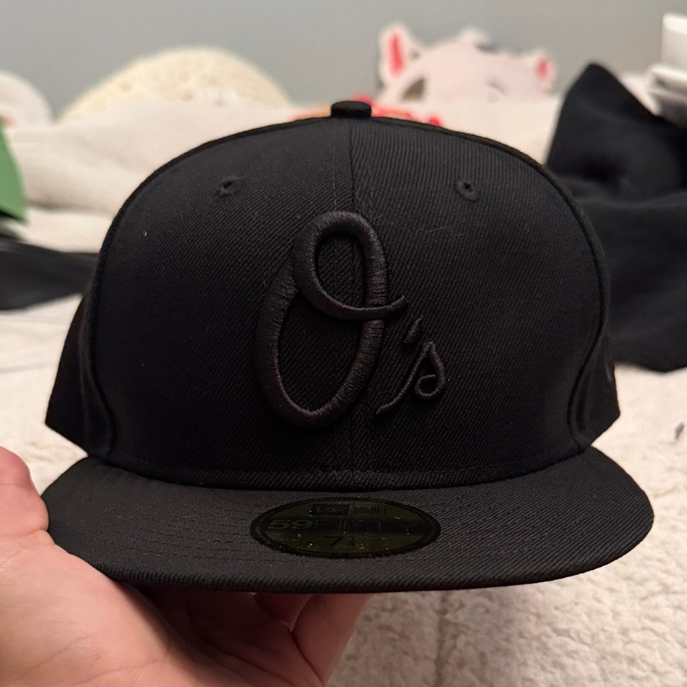 New Era Baltimore Orioles Black On Black Cap 59Fifty Fitted Limited Edition